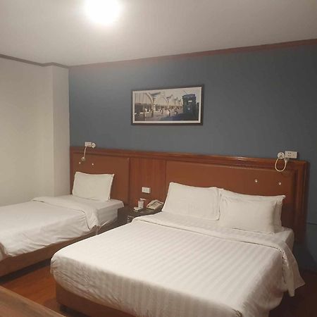 A25 Hotel - 28 Tran Quy Cap Hanoi Bagian luar foto