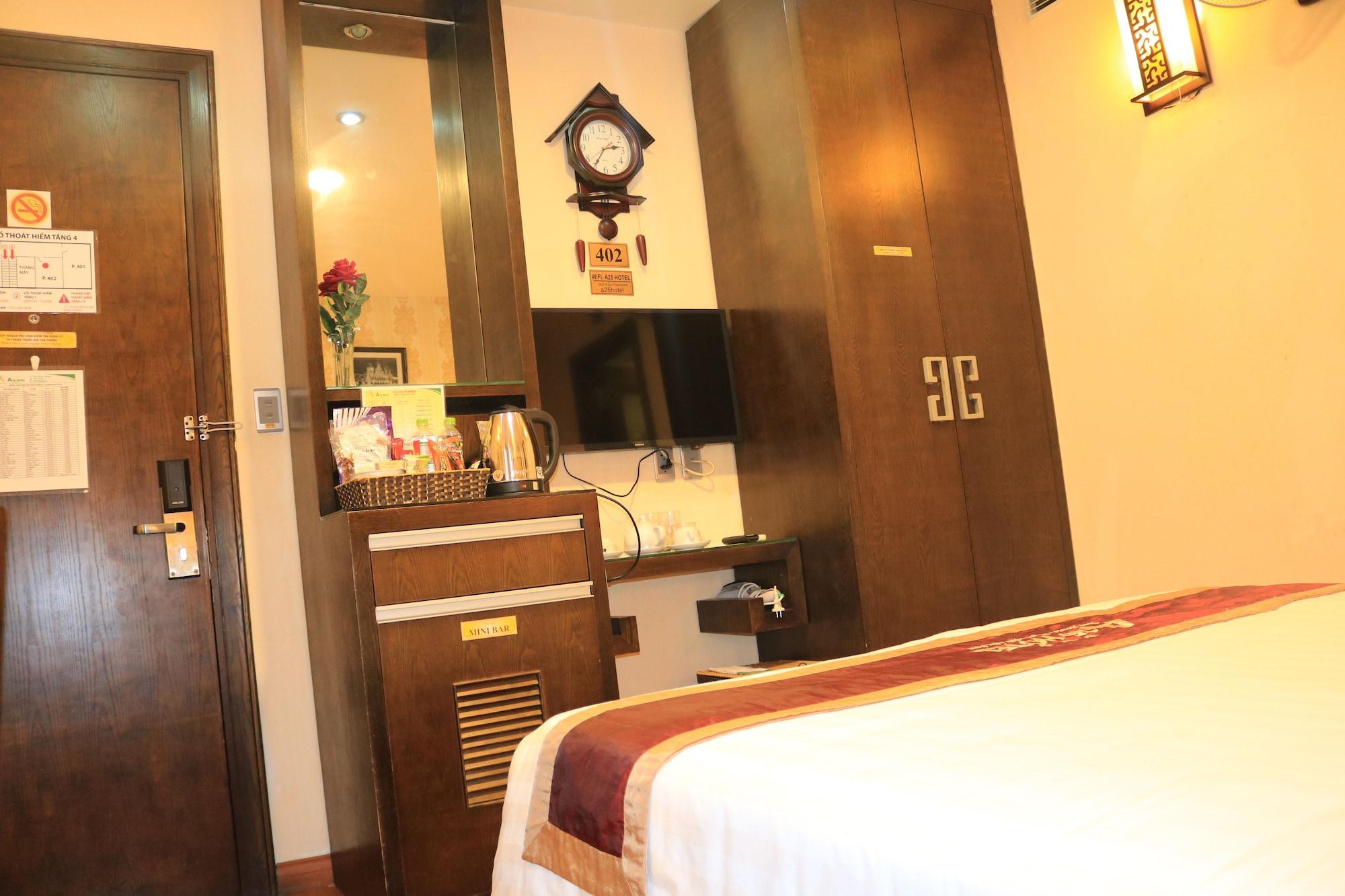 A25 Hotel - 28 Tran Quy Cap Hanoi Bagian luar foto