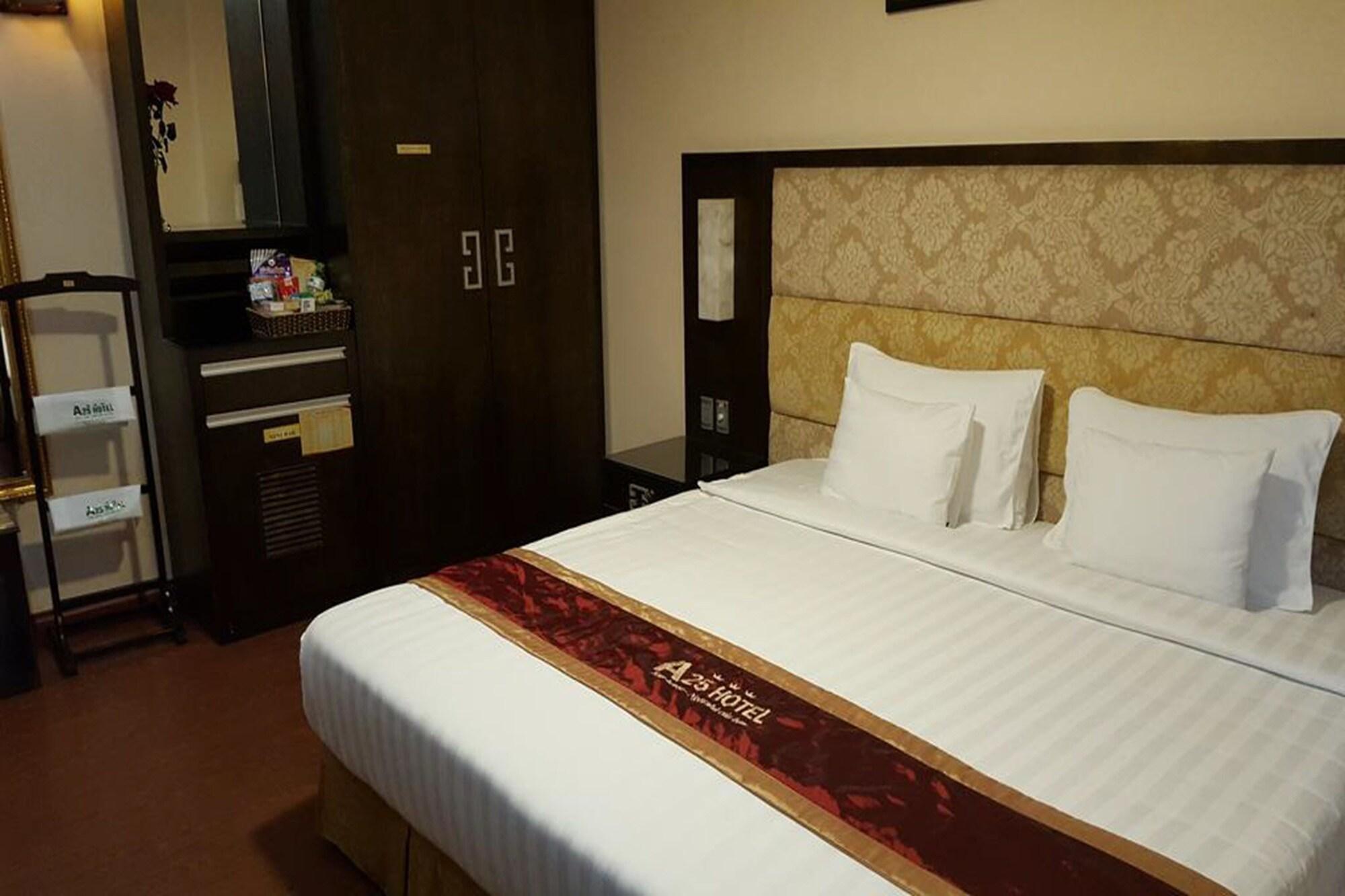 A25 Hotel - 28 Tran Quy Cap Hanoi Bagian luar foto