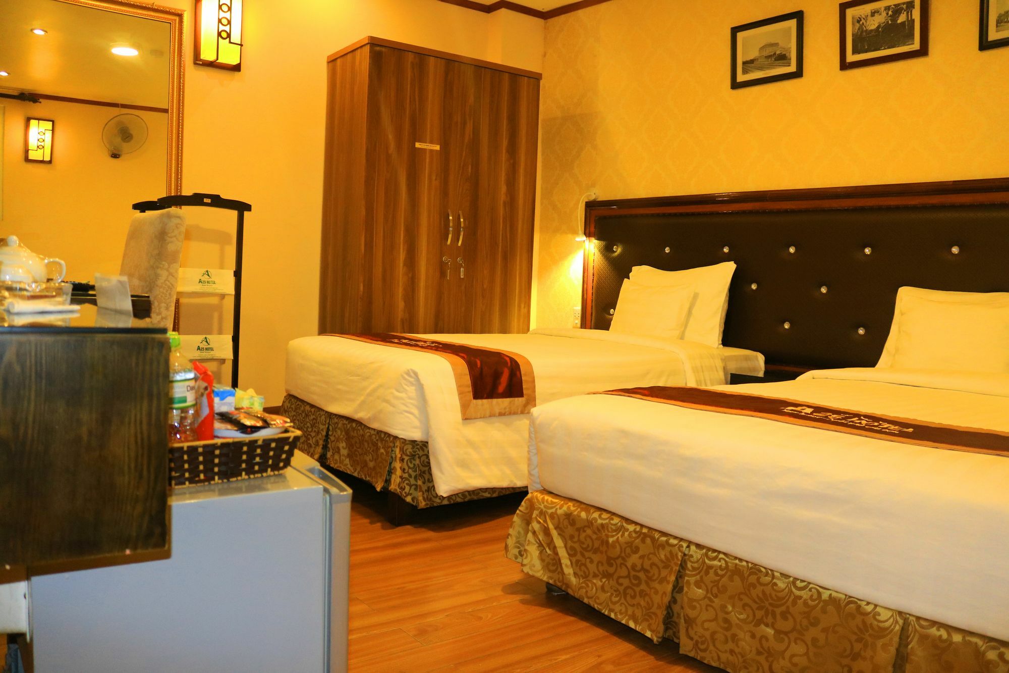 A25 Hotel - 28 Tran Quy Cap Hanoi Bagian luar foto