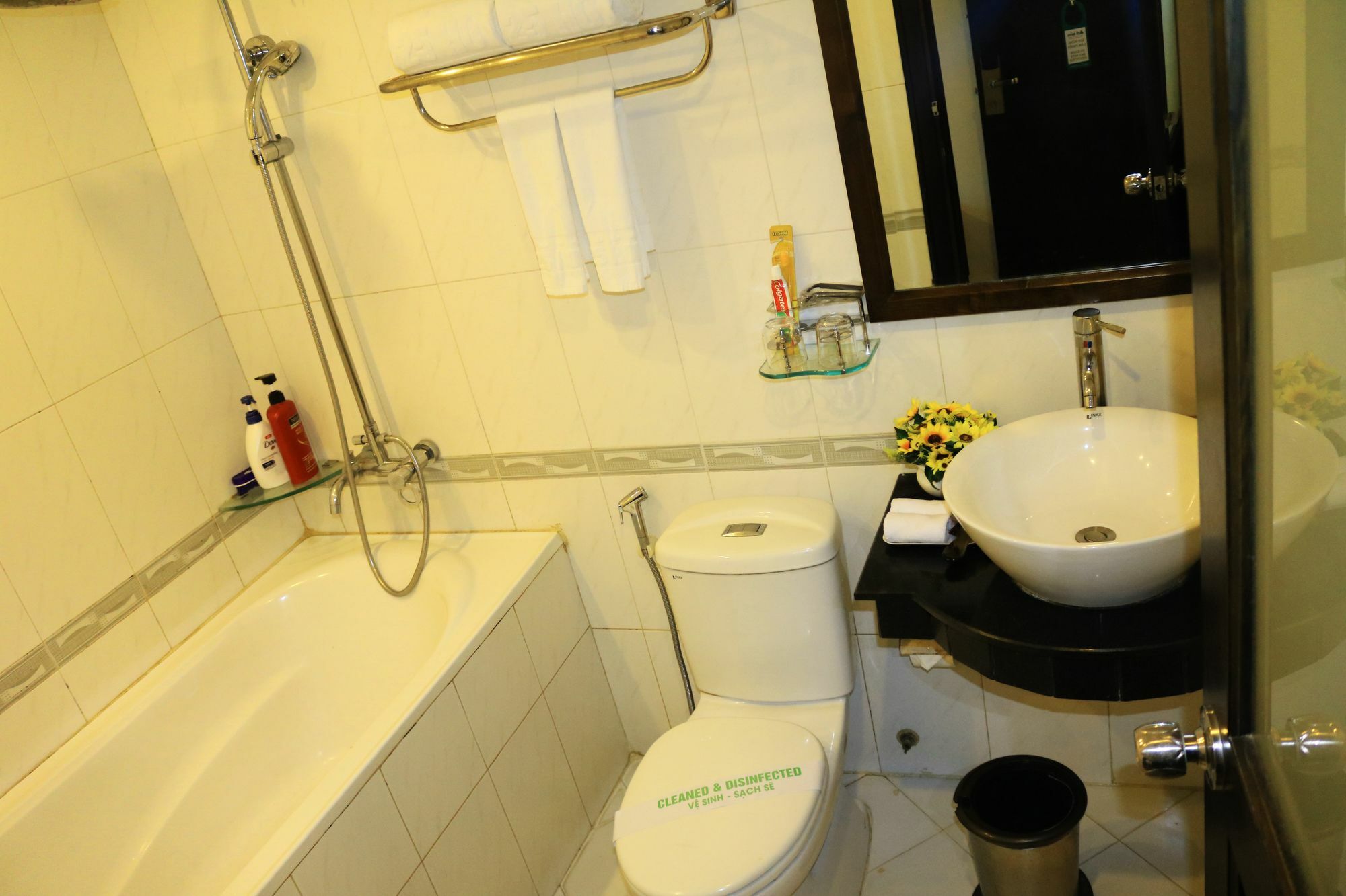 A25 Hotel - 28 Tran Quy Cap Hanoi Bagian luar foto